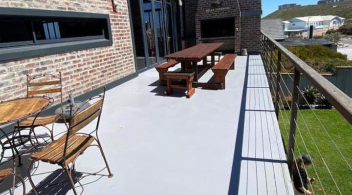 Bella Capensis & Stoepsit - Yzerfontein