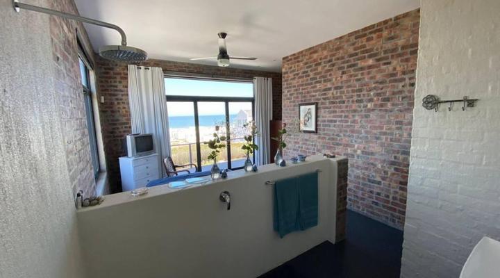 Bella Capensis & Stoepsit - Yzerfontein