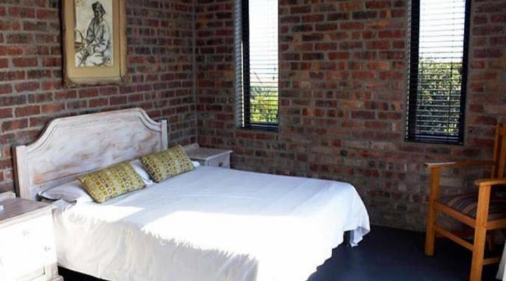 Bella Capensis & Stoepsit - Yzerfontein