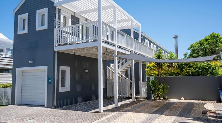 Thesen Island Villas