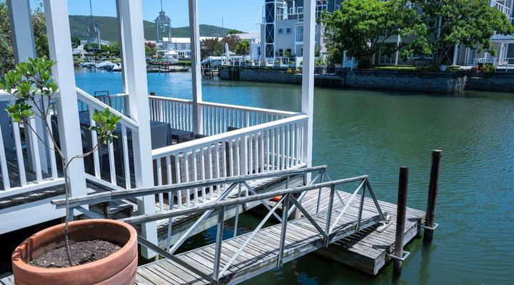 Thesen Island Villas