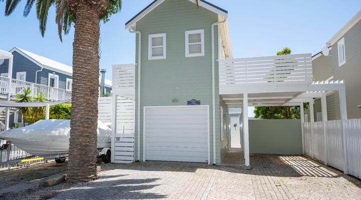 Thesen Island Villas