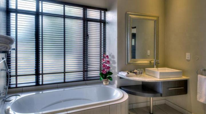 Sea Star Accommodation @ Legend Golf Safari Resort