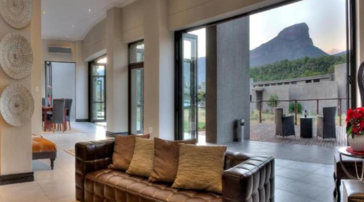 Sea Star Accommodation @ Legend Golf Safari Resort