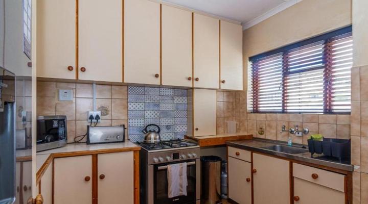 Kingsview Guest House