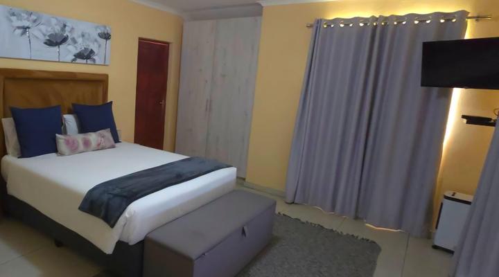 Uitval Lodge and Conference Centre