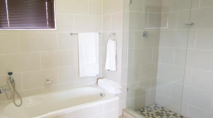 Uitval Lodge and Conference Centre