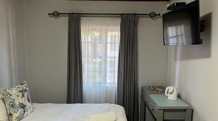 Wooden Door Guesthouse