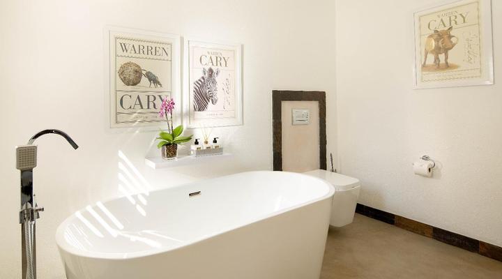 Bushbaby River Lodge