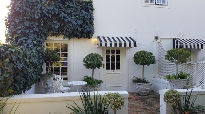 Maison Chablis Guest House