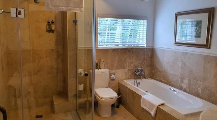 Maison Chablis Guest House