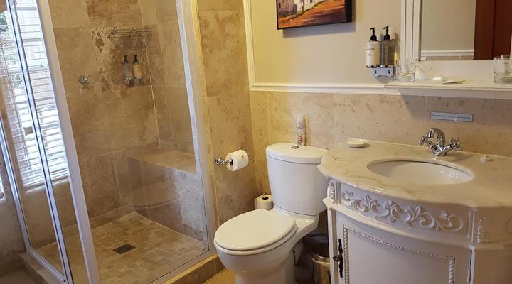 Maison Chablis Guest House