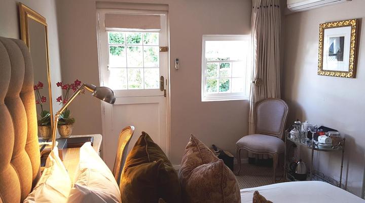 Maison Chablis Guest House