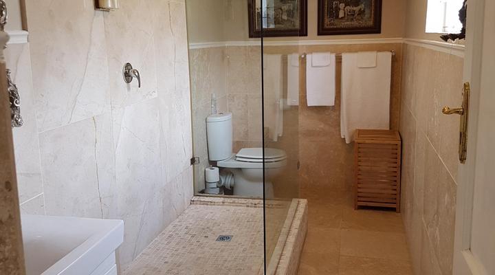 Maison Chablis Guest House