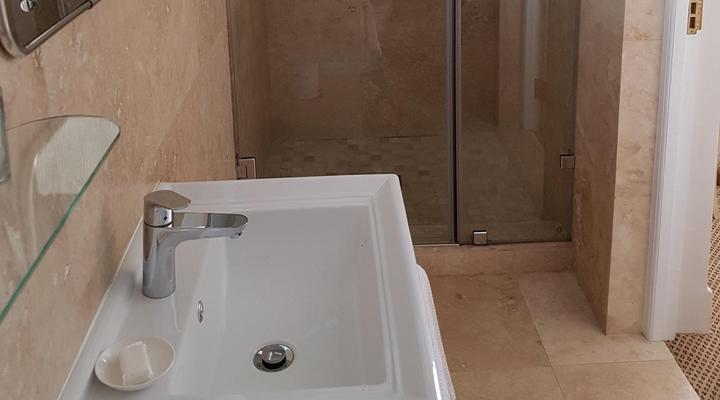 Maison Chablis Guest House