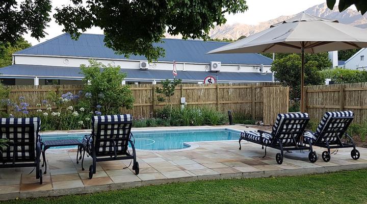 Maison Chablis Guest House