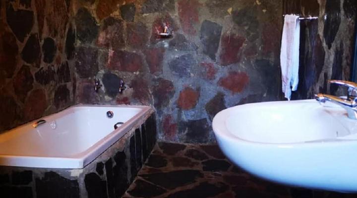 Endhawini Safari Lodge