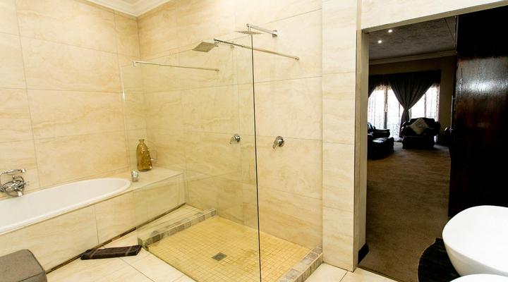 Lords Signature Hotel