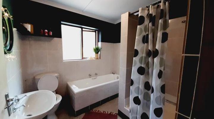 Peace of Eden ~ Vegan Forest Escape