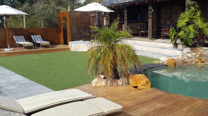 African Violet Guest Suites