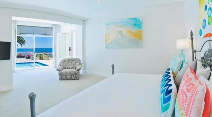 The Clarendon Bantry Bay