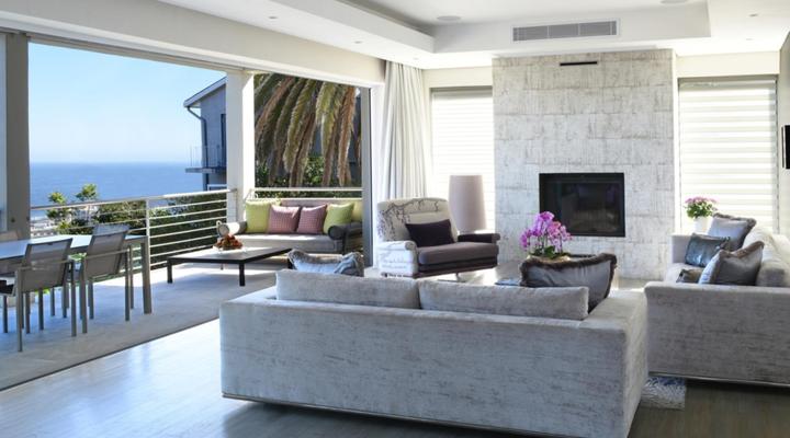 The Clarendon Bantry Bay