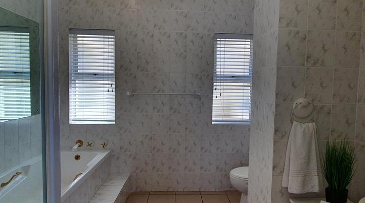 Brenton On Rocks Guest House