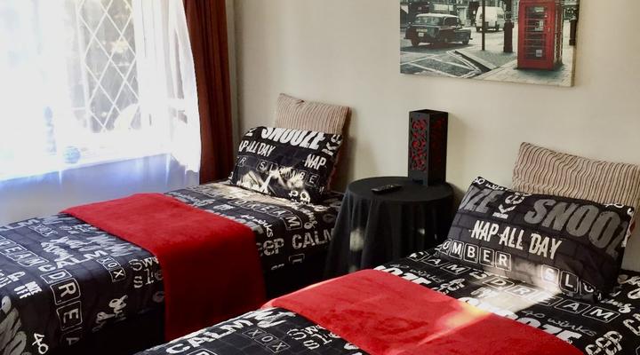 23 Ambleside Holiday Retreat by the Sea