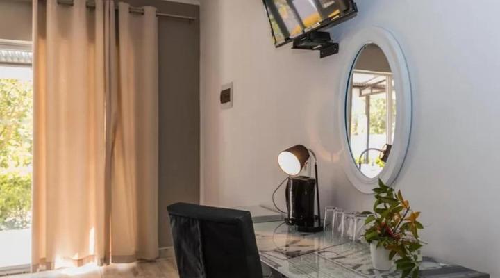 Out Of Africa Town Lodge