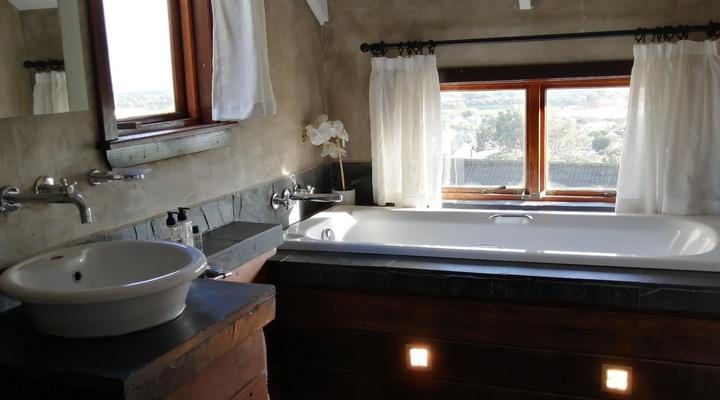 African Violet Guest Suites