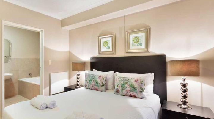 Waterstone East by HostAgents