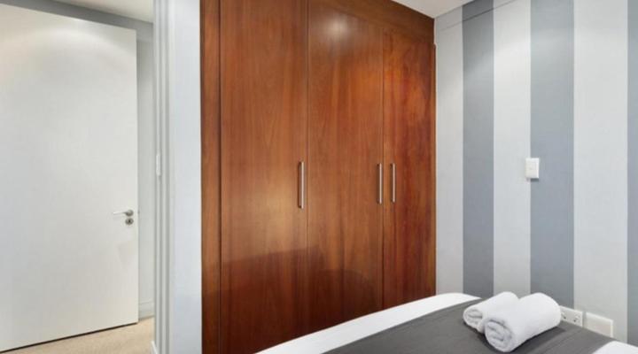 Eden on the Bay 129 by AirAgents