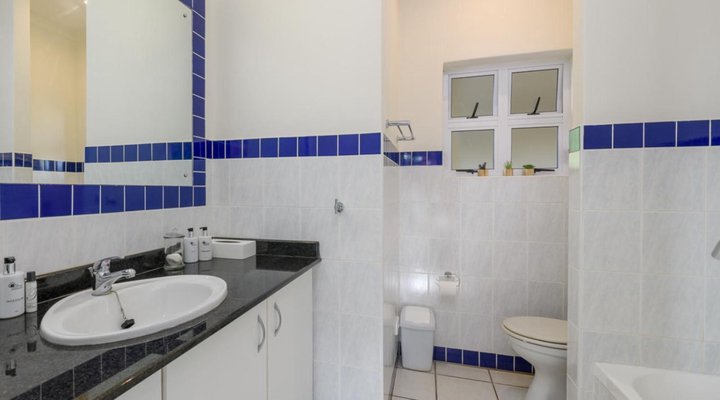 Albatross Guest House