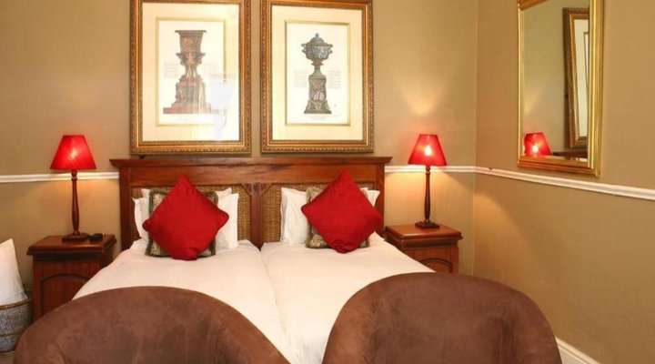 Le Ballon Rouge Guest House