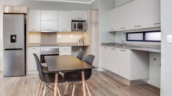 Urban Oasis Apartments @ the Galleries