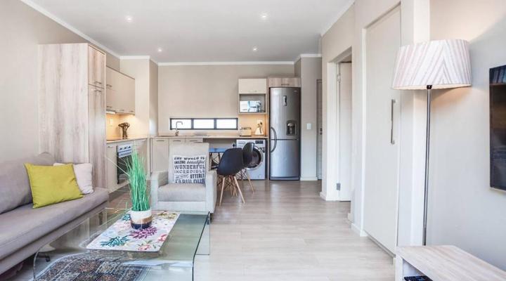 Urban Oasis Apartments @ the Galleries