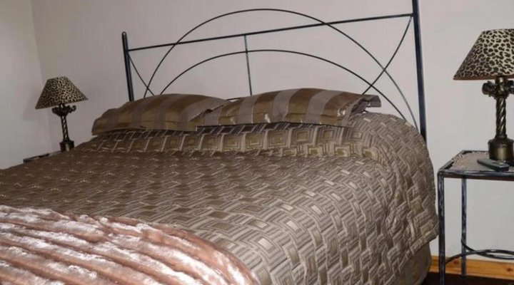 Elephant Lodge Guest House