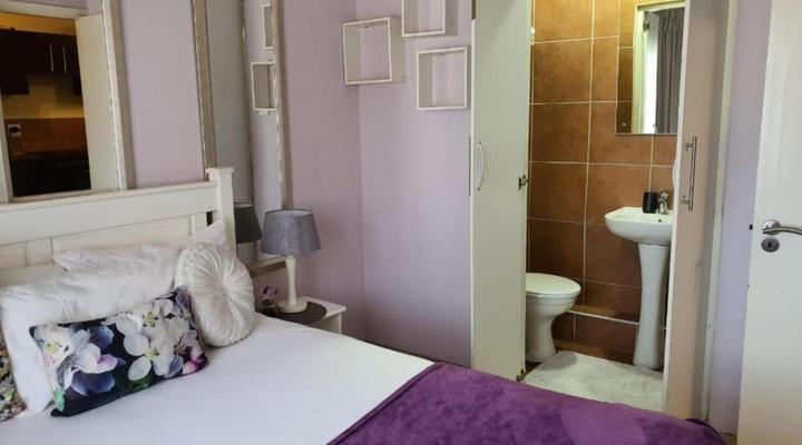 Zenith Apartments - La Loggia