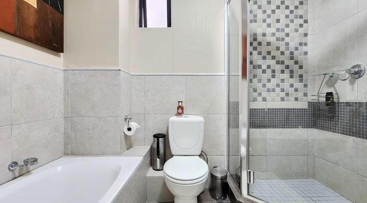 907 Quayside Apartment