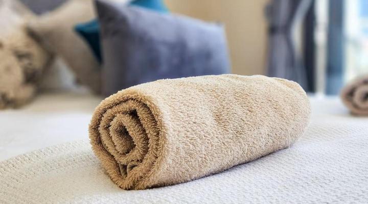 907 Quayside Apartment