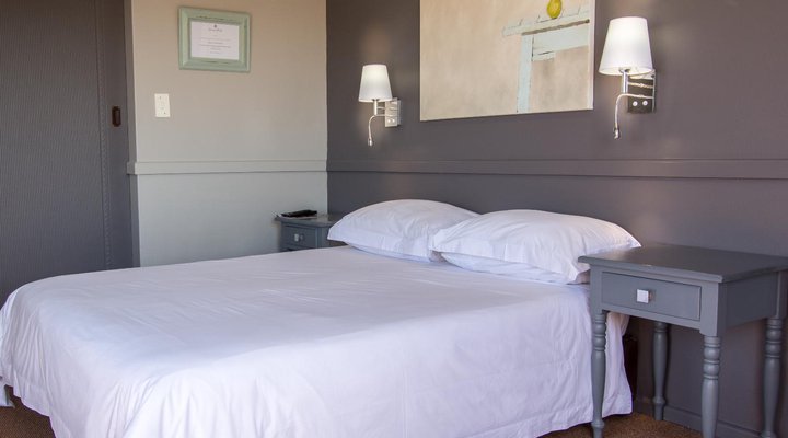 Edward Charles Manor