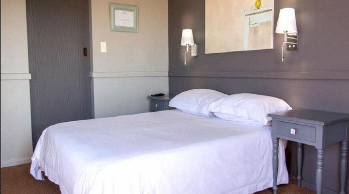 Edward Charles Manor