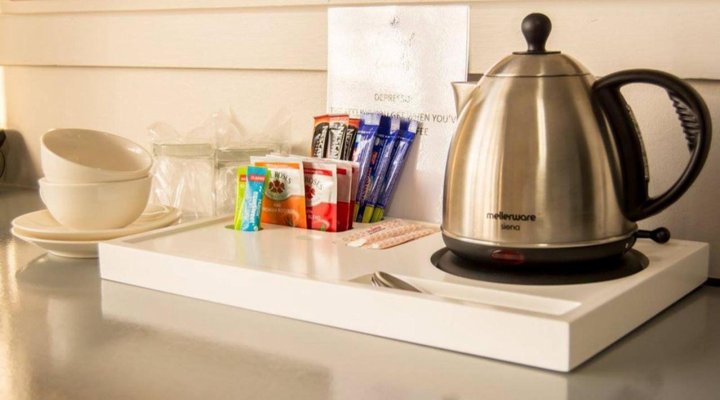 Edward Charles Manor