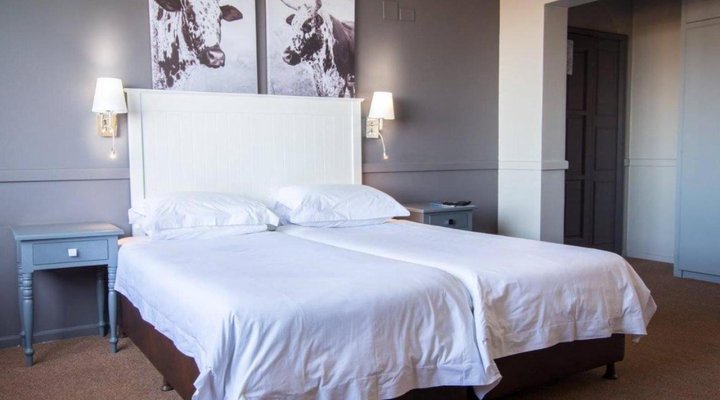 Edward Charles Manor