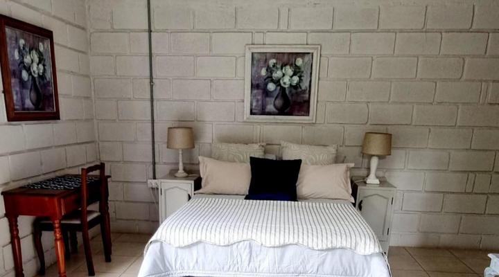 Green Ivy Guest House