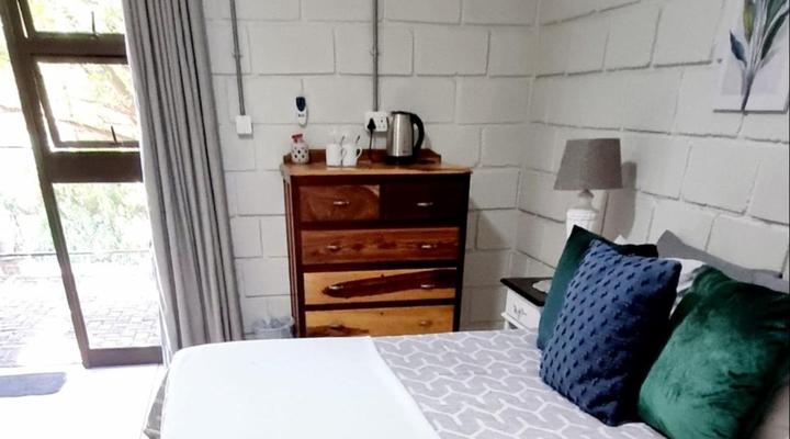 Green Ivy Guest House