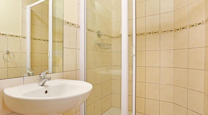 Capri 101 by HostAgents