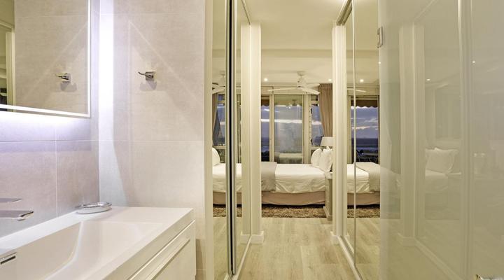 Dolphin Beach H106 by HostAgents