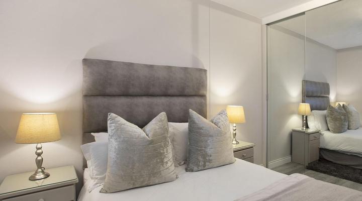 Dolphin Beach H106 by HostAgents