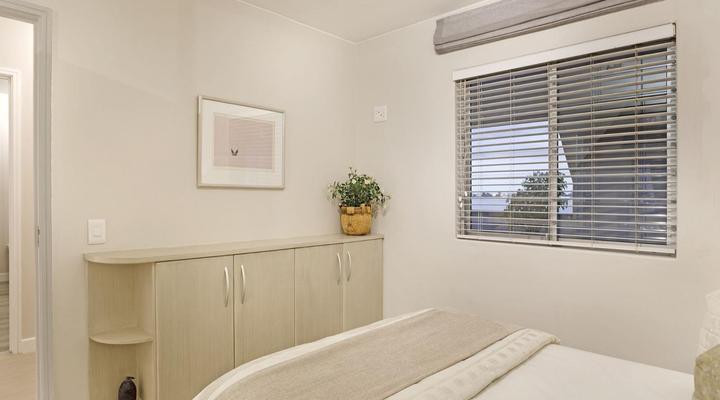 Dolphin Beach H106 by HostAgents